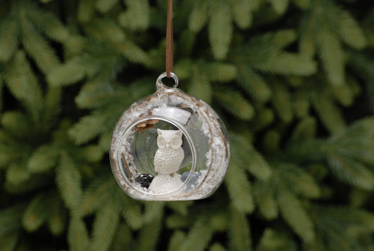 8cm clear glass open ball with owl inside